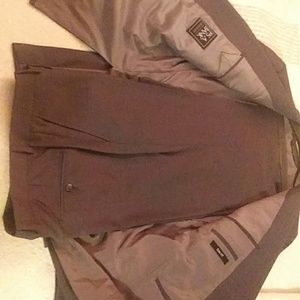 Jos. A. Bank Suits & Blazers - Jos. A. Bank (Traveler Suite) Size 42L/36W Jos. A. Bank Suits & Blazers - Jos. A. Bank (Traveler Suite) Size 42L/36W